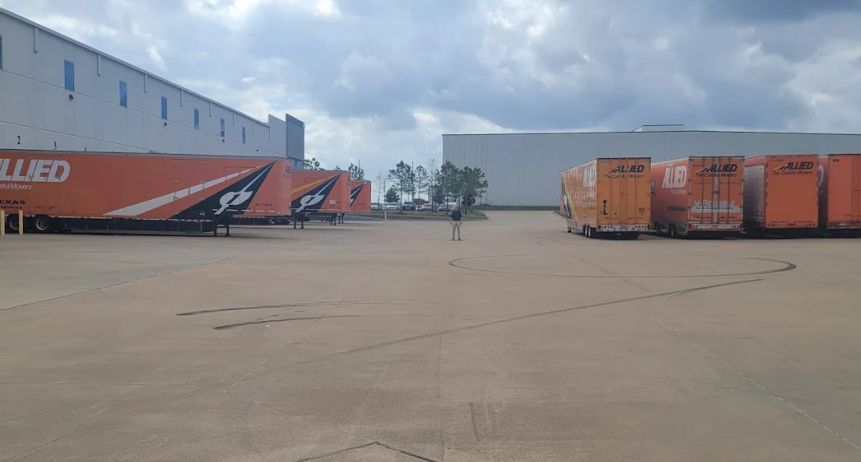 Professional Movers Make Light Work of Your Sugar Land Move